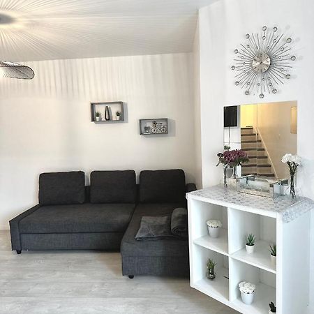Jolie Appartement Duplex 2 Min Gare-Disney Et Paris 15 Min Noisy-le-Grand Esterno foto