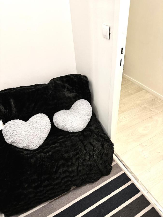 Jolie Appartement Duplex 2 Min Gare-Disney Et Paris 15 Min Noisy-le-Grand Esterno foto